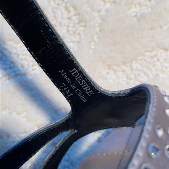 Gray jeweled heels - Picture 10 of 10